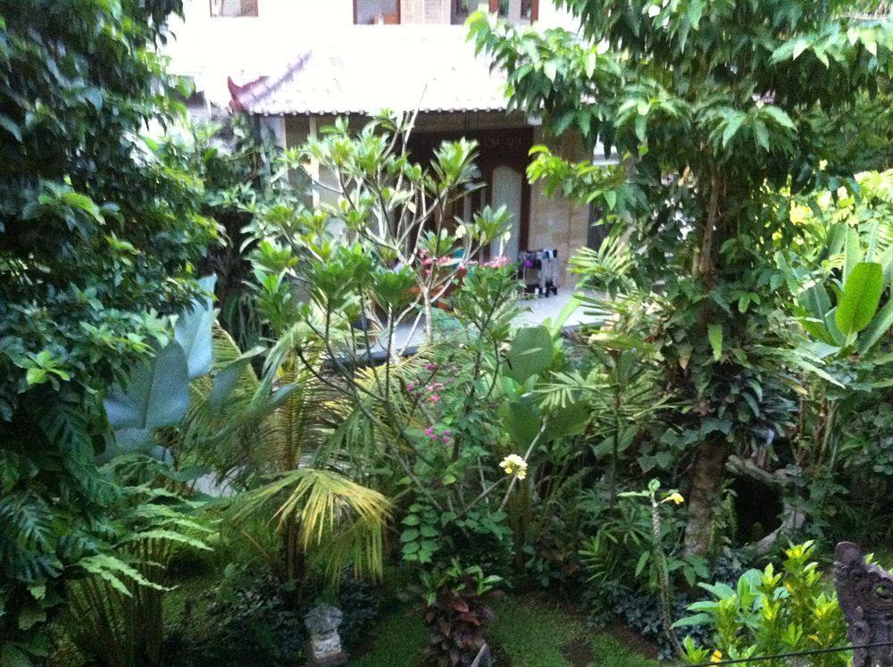 Karang Mesari Ubud Guest House ภายนอก รูปภาพ