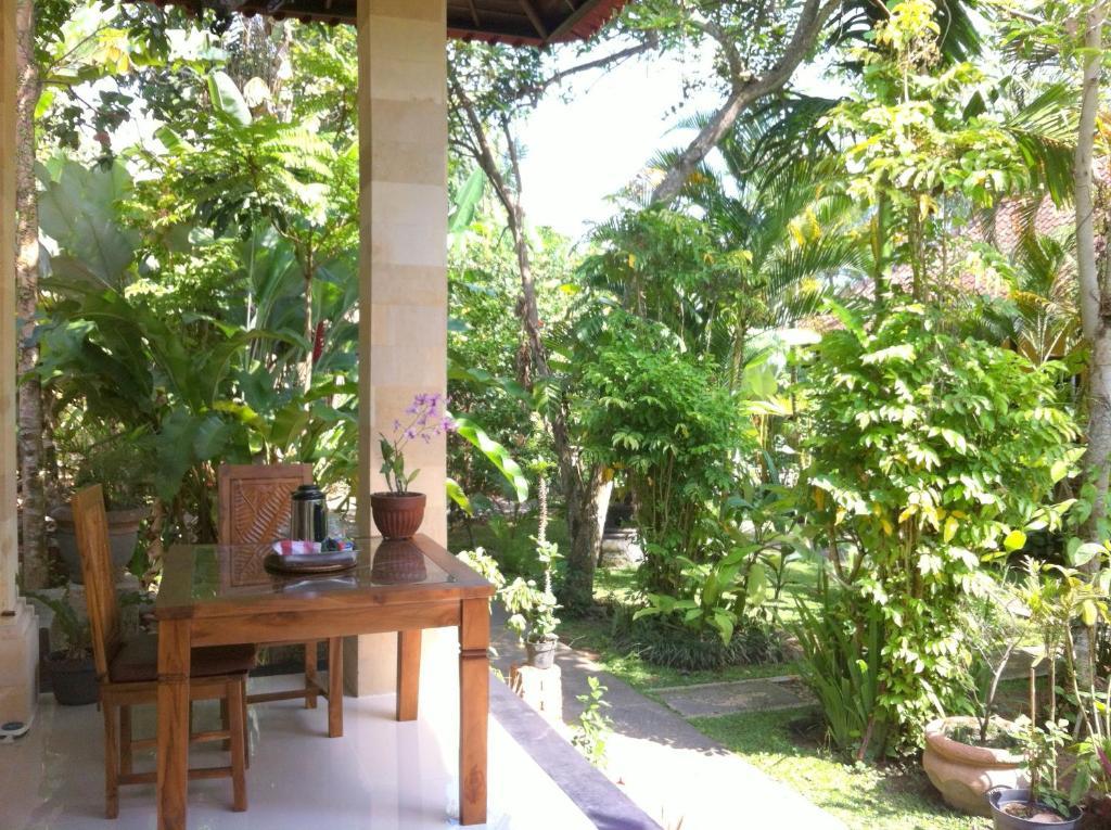 Karang Mesari Ubud Guest House ภายนอก รูปภาพ